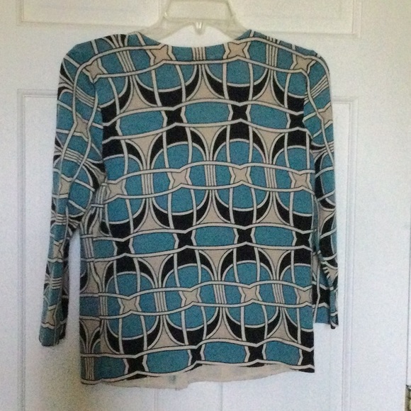 Ann Taylor cardigan - Picture 2 of 5